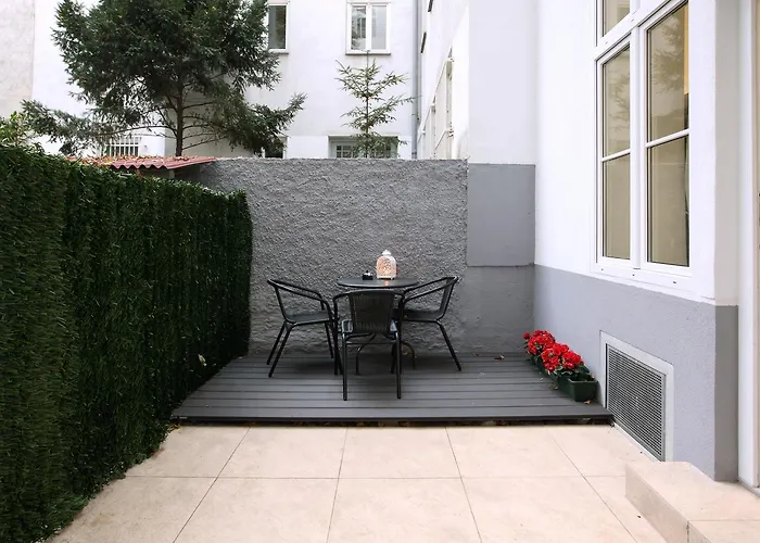 Daire Steiner Residences Augarten